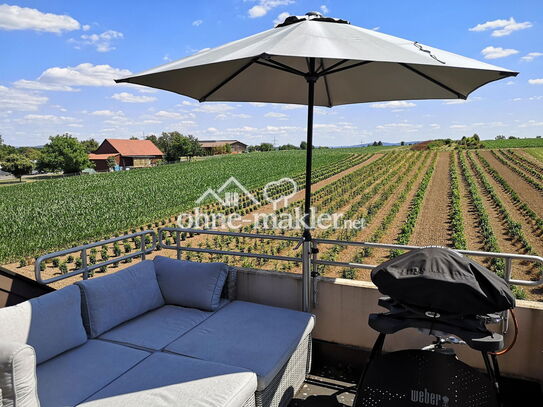 Sonnige 2-Zimmer Wohnung mit schönem Südbalkon mit Aussicht