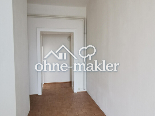 Große 3 Zimmer Wohnung - 131m² - direkt gegenüber der Universität