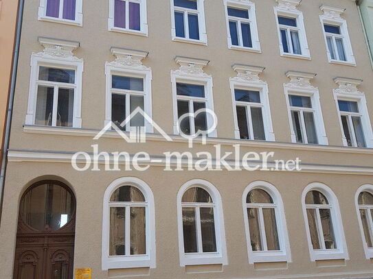 NEU sanierte 4-Zimmer-Wohnung mit Einbauküche im 1.Obergeschoss im Zentrum von Reichenbach