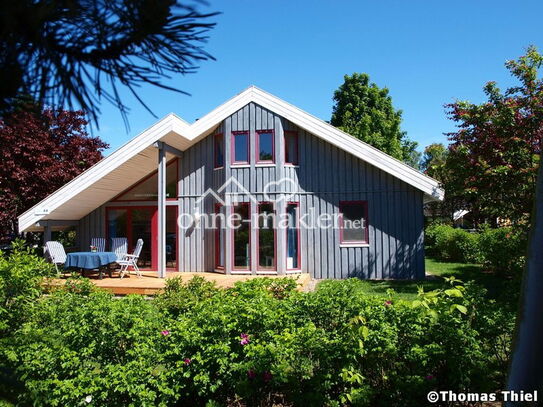 Freistehendes Ferienhaus m. großer Sonnenterasse im Ferienpark Mirow - für Ihren Urlaub und Rendite!