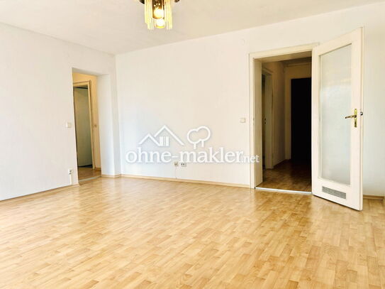 3 Zimmer, Küche, Bad mit Fenster, Balkon, Fernwärme, IN, sofort verfügbar