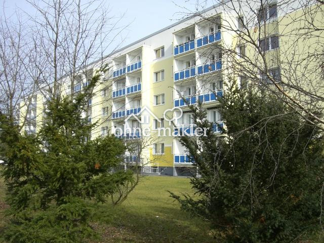                                                               gr&uuml;n, ruhig, hell, 2-Zimmer, Westbalkon, Einbauk&uuml;che, m&ouml;bliert                                                       in Damm (Aschaffenburg)