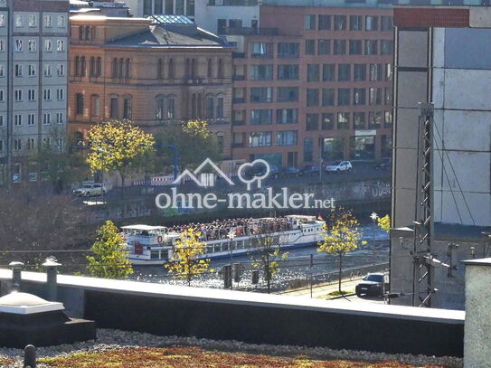 Mitten im Regierungsviertel an der Spree und Friedrichstraße