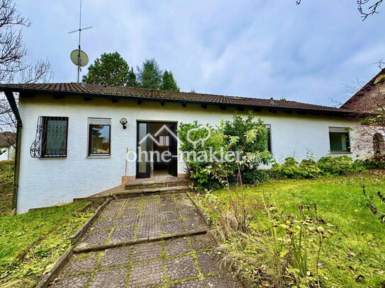 Freistehendes Einfamilienhaus mit parkähnlichem Garten in traumhafter Stadtrandlage