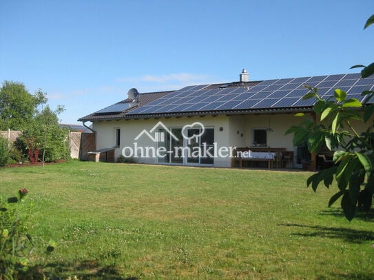 BUNGALOW - in ruhiger Ortsrandlage mit toller Fernsicht