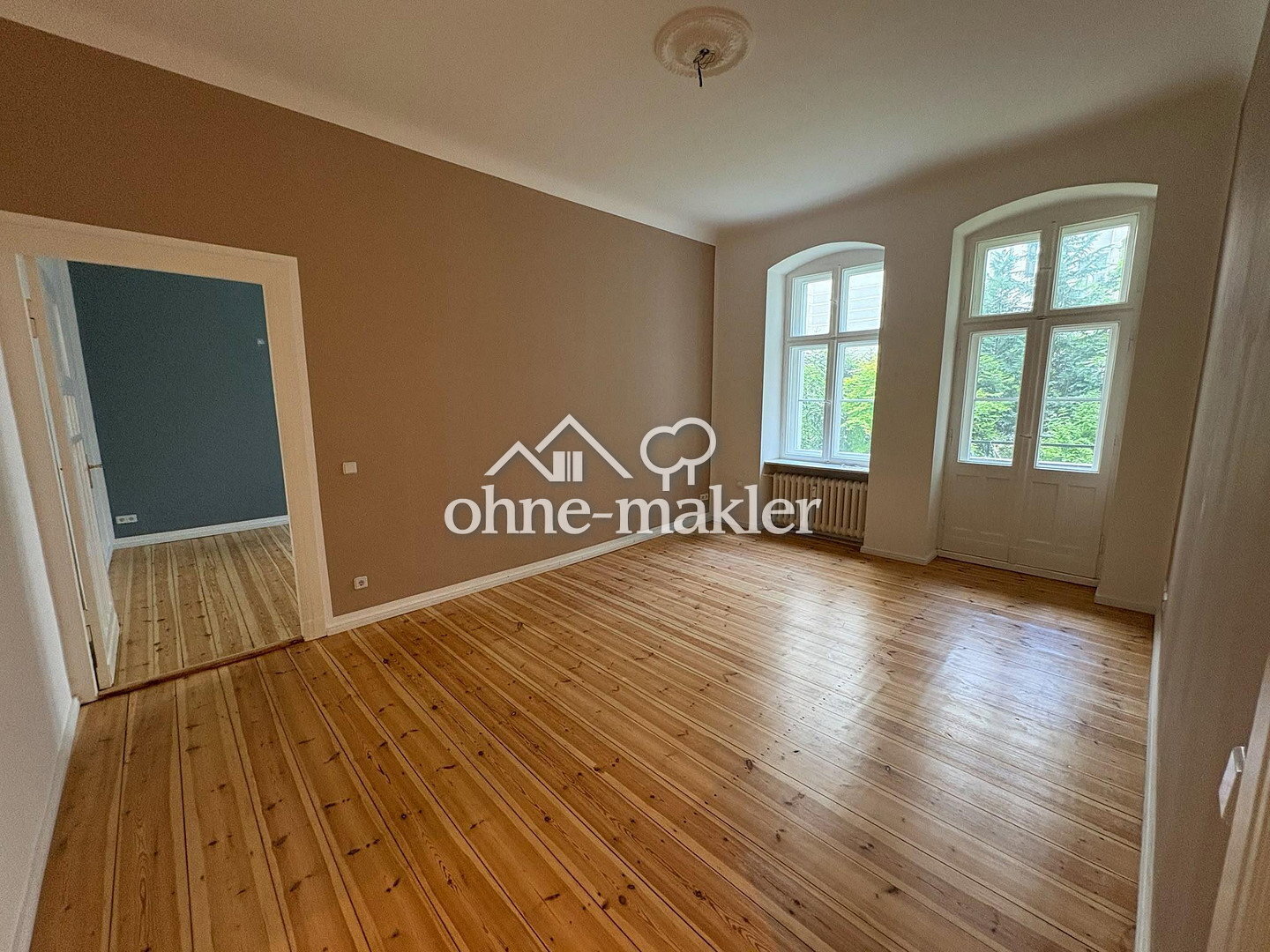 Stilvolle Altbauwohnung nahe Kurfürstendamm – Dielen, Balkon und modernes Bad - Photo 1