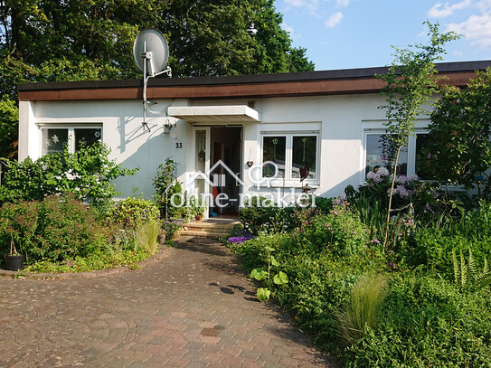 Provisionsfreier Bungalow (195 m² Wohn- / Nutzfläche) ruhige Lage und Traumgarten