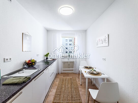 Renovierte 2-Zimmer Wohnung mit Balkon, Aufzug und Garage. Provisionsfrei!