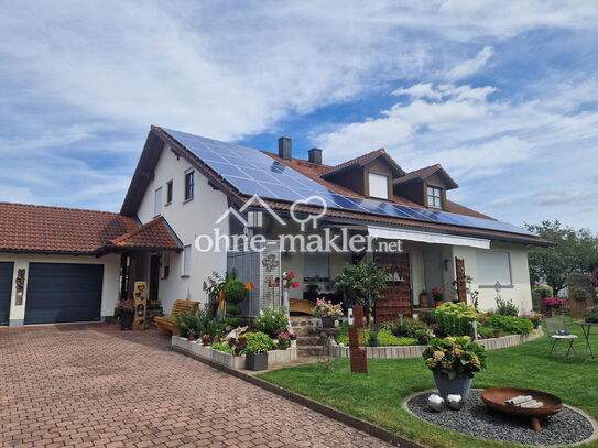 Gepflegtes Haus mit schönem Garten