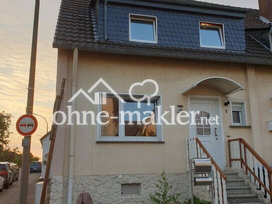 Modernisiertes Einfamilienhaus mit kleinem Garten und Garage - Reihenendhaus in Köln-Widdersdorf