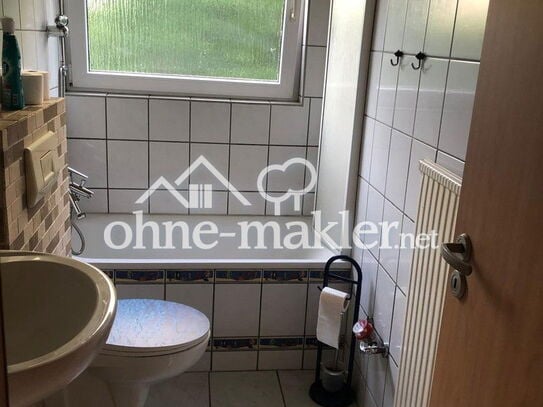 Ohne Makler! Helle Wohnung in zentraler Lage ab sofort frei mit Garten & Stellplatz