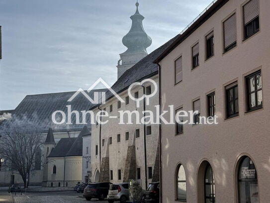 2-Zimmer-Wohnung in Mühldorfer Altstadt: Erstbezug nach Sanierung mit EBK und TG