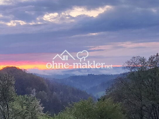 Exclusiver, großzügiger Bungalow mit Weitblick.