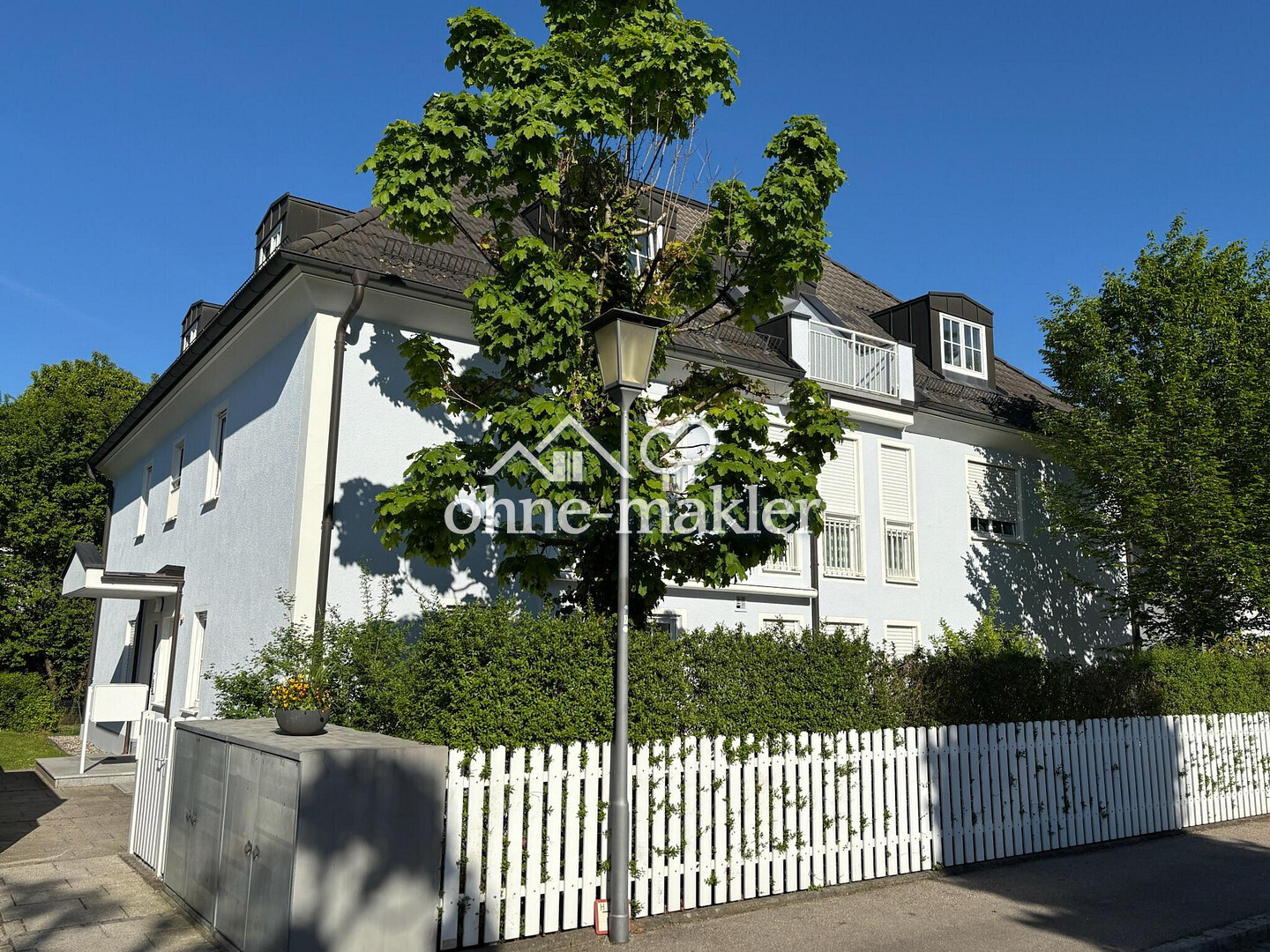 Langfristige Kapitalanlage: Wunderschöne sonnige Dachgeschoß-Galerie Wohnung