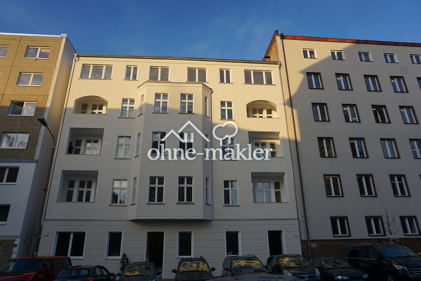 4-Zimmerwohnung mit Balkon im 1. OG ohne Aufzug in einem sanierten Altbau in Lichtenberg - Foto 1