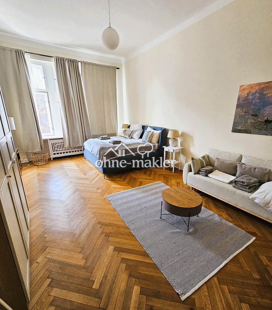 Elegante Altbauwohnung im Haus Preussenpark – direkt vom Eigentümer