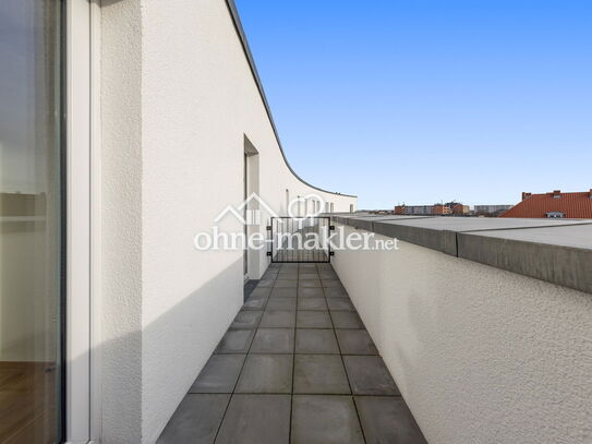 6.01 Erstbezug: möblierte Wohnung mit Weitblick und Terrasse nach Süden