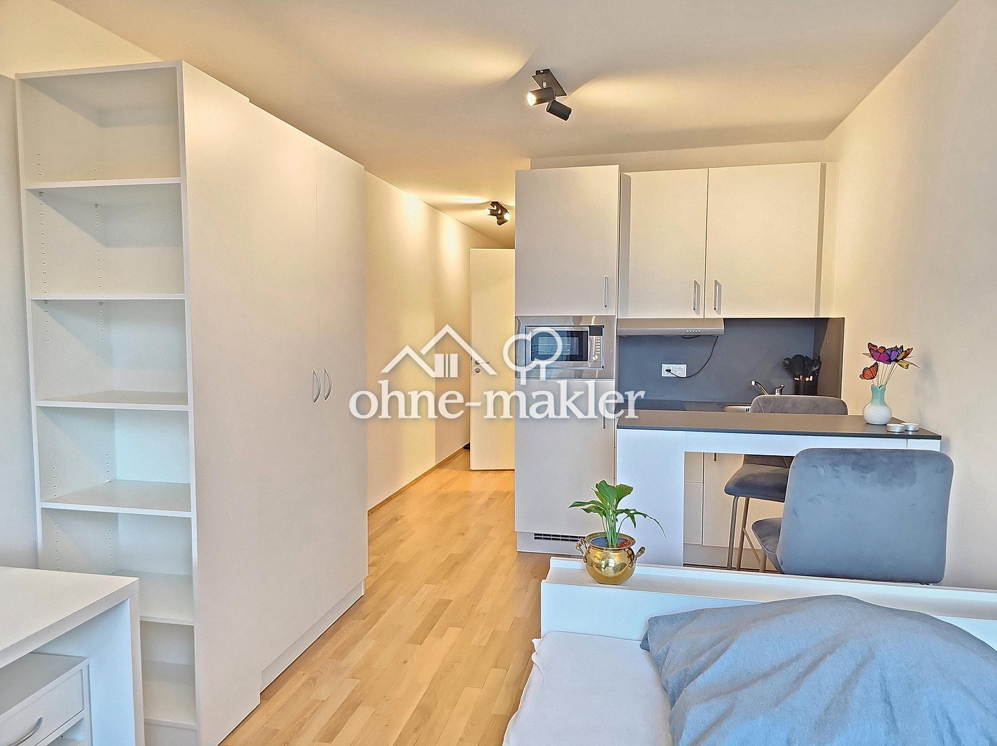 möblierte Neubauwohnung in zentraler Lage - Photo 1