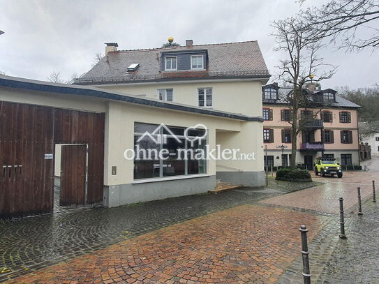 Geschmackvolle Wohnung mit vier Zimmern in Bad Soden