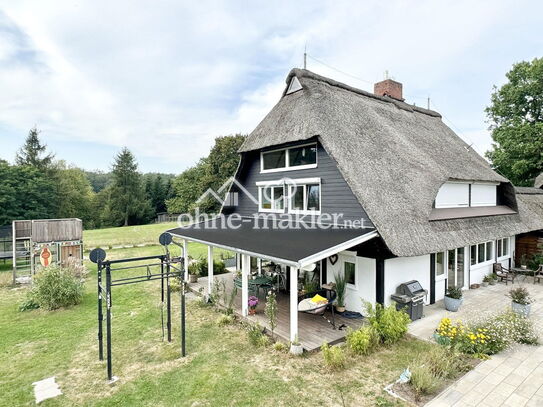 TRAUMHAUS MIT REETDACH IN BESTER LAGE - KERNSANIERT (optional mit mehr Grundstück)