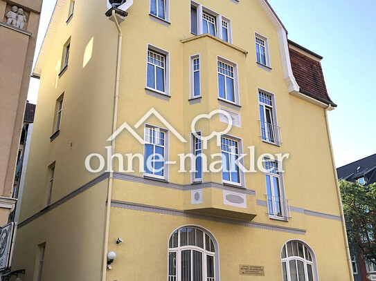 Charmante 2-ZKB-Altbauwohnung in der Oststadt – mit Fahrstuhl und Einbauküche