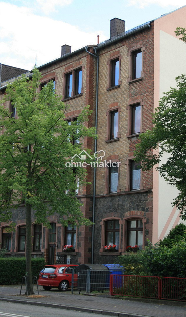                                                               Neu sanierte 3 Zi.-Altbauwohnung mit S&uuml;dwest-Balkon und Einbauk&uuml;che                                                       in Hanau (Main-Kinzig-Kreis)