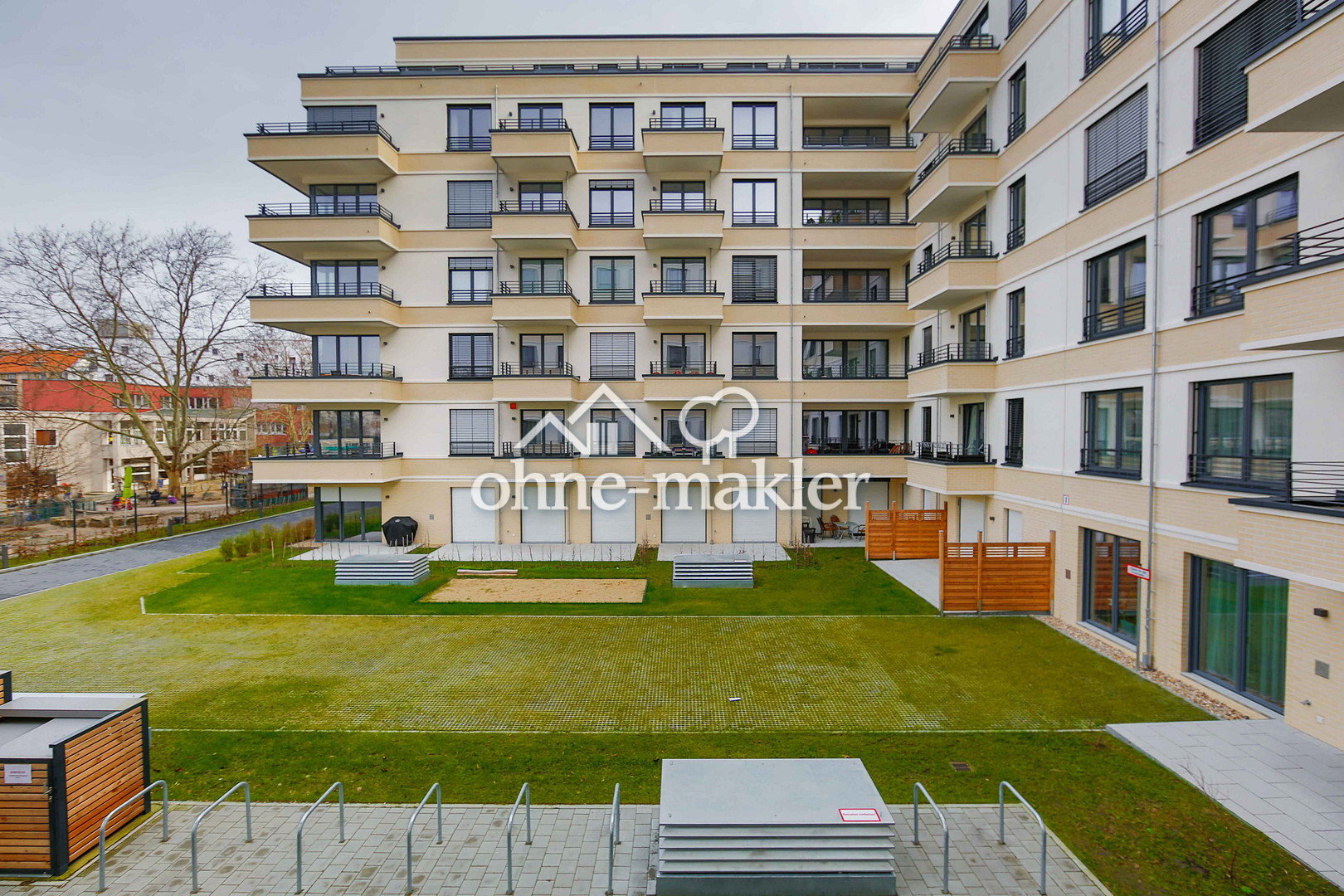 Möbelierte hochwertige Wohnung in der Toplage, ruhig, zentral, verkehrsgünstig - Photo 1