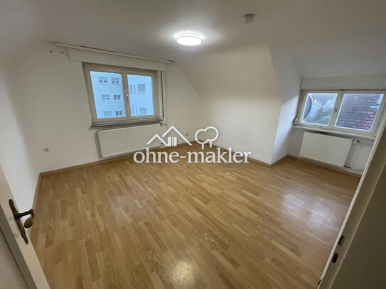 3-Zi. DG-Wohnung im 2.Stock sehr hell und gemütlich, 55m² Stuttgart Stammheim