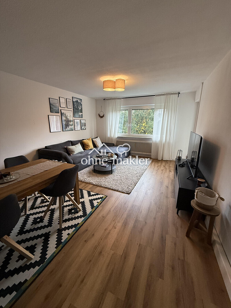 Großzügige und schöne 3,5-Zimmer-Wohnung mit Balkon in Stuttgart-Plieningen