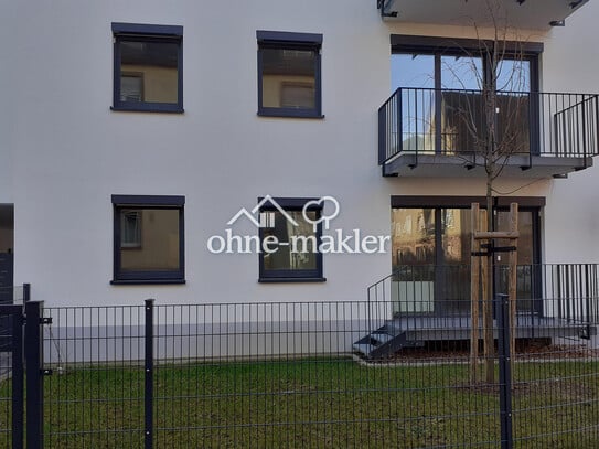 Schöne helle kernsanierte 2-Zimmer Wohnung mit Balkon und Terrasse in der Stadtmitte