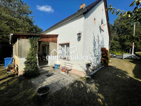 Einfamilienhaus freistehend, mit Terrasse, Nebengelass und großem Grundstück