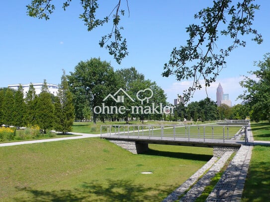 Modernes wohnen mit 4Zi., EBK, 2 Bäder, Balkon, TG und viel Grün herum im Rebstock Park Viertel.