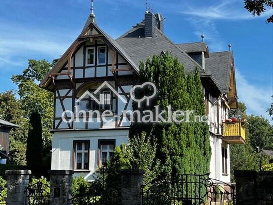 historische Fachwerkvilla mit Nebengelass