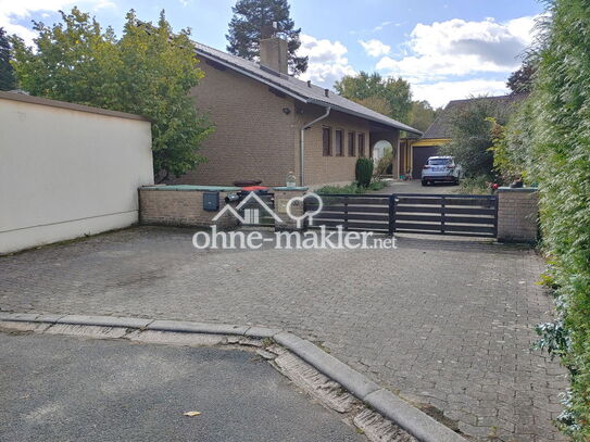 Saniertes Einfamilienhaus am Waldrand mit Sonnenterasse, Garten, Teich und PKW-Stellplatz