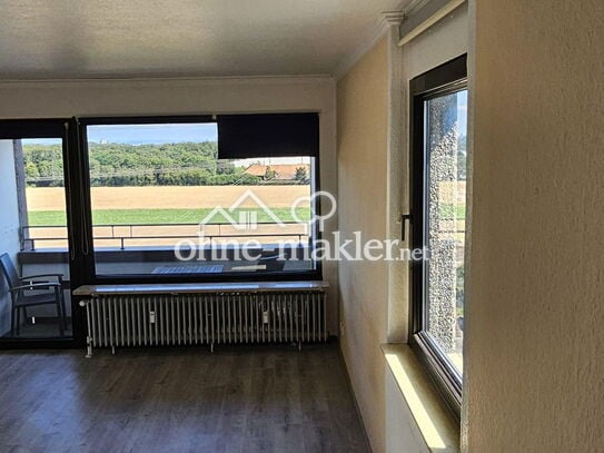 helle 2-Zimmer-Wohnung mit Balkon und tollem Panoramablick