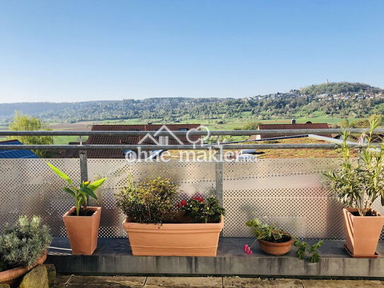 *Penthouse-Wohnung mit 3 Balkonen in Leonberg-Höfingen* Wohnen in sonniger Aussichtslage!