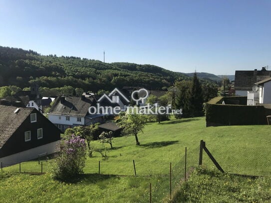 Verkaufe Zweifamilienhaus mit Garten