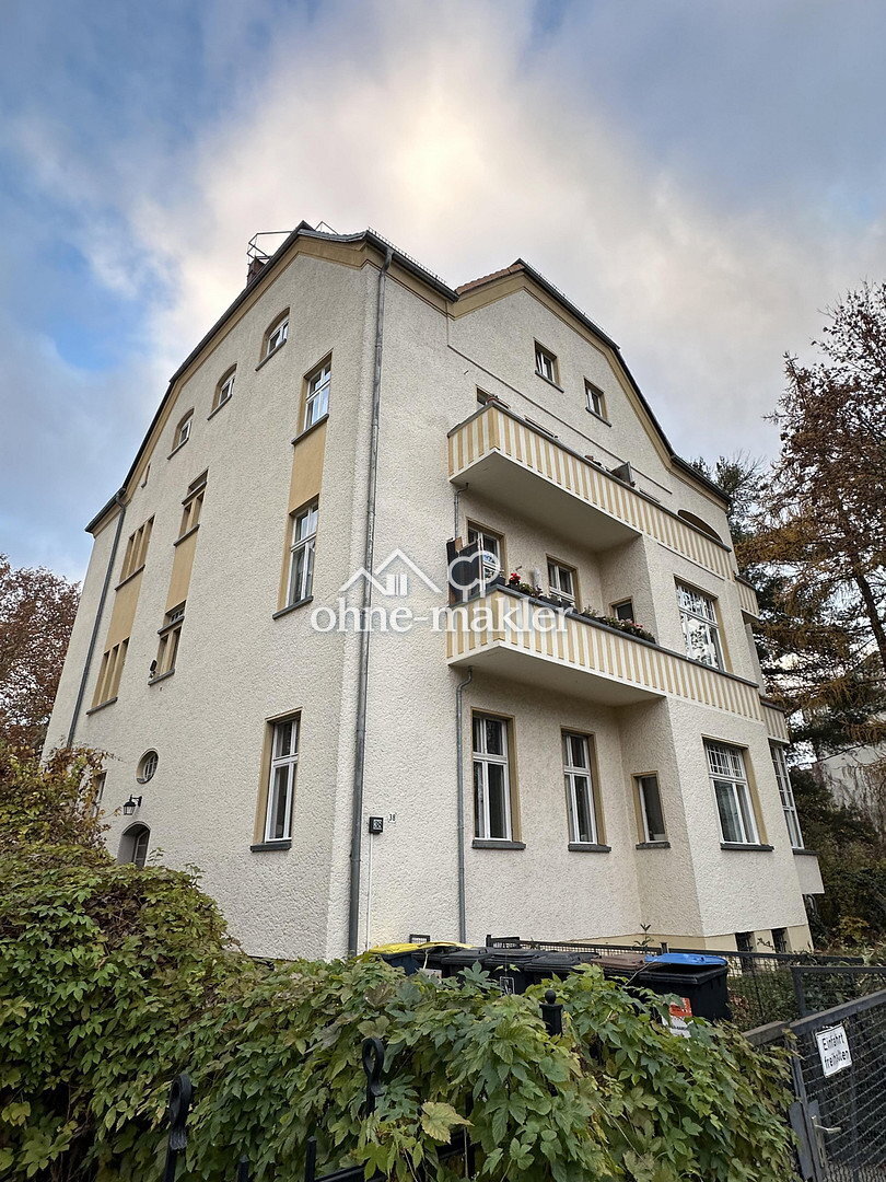 Wunderschöne und helle Altbauwohnung (unmöbliert!)- Erstvermietung nach Sanierung - Photo 1