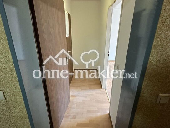 1­-Zimmer Apartment - Balkon und Küche - zentral aber ruhig - im Nibelungenviertel