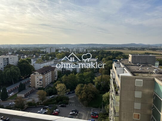 Helle 3,5 Zimmer Wohnung mit Westbalkon