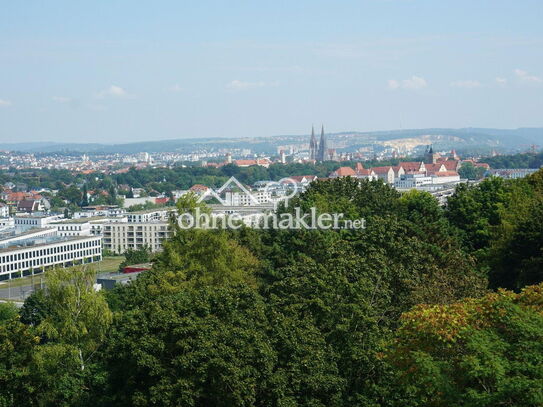 Sanierte, moderne 3,5 Zimmer mit Blick über Regensburg