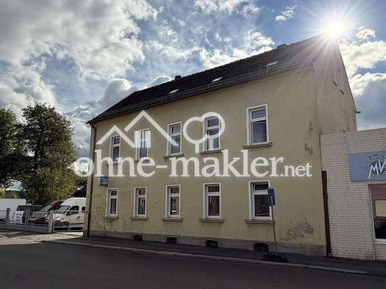 Mehrfamilienhaus mit vielseitigen Wohn- und Gewerbeflächen