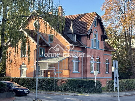 Charaktervolles Zwei-Familienhaus in Sarstedt