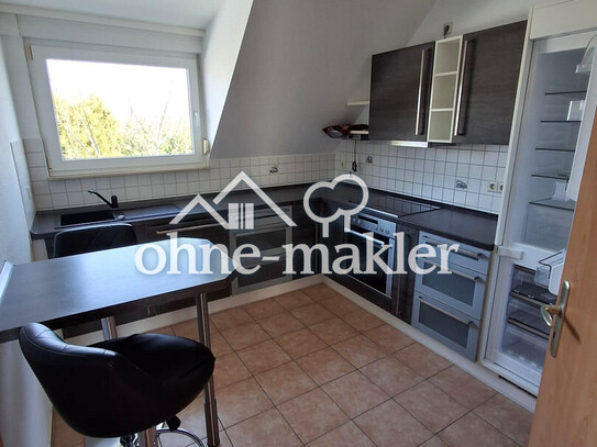 3-Raum Wohnung im OG/DG mit Einbauküche, Balkon und Stellplatz