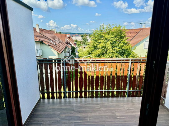 Top-sanierte 2-Zimmer-Dachwohnung mit Balkon & Tiefgarage – Ideal für Berufstätige in Gunzenhausen