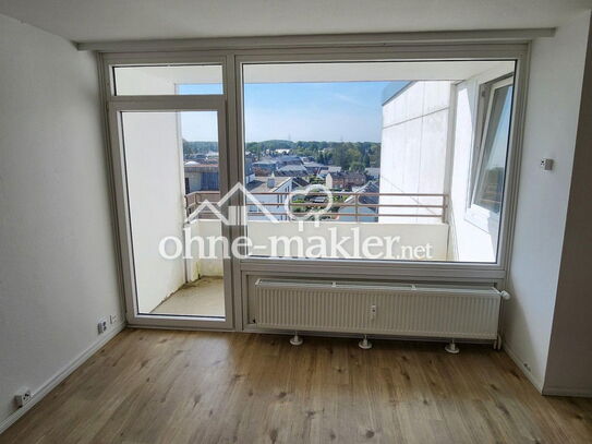 1 Zimmer Balkon, EBK, Vollbad 38m² in Quickborn 7.OG