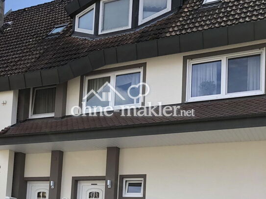 - Wohlfühloase - 4-5 Zimmer Maisonette Wohnung mit Doppelgarage