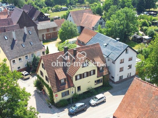 Modernisiertes Mehrfamilienhaus in zentraler Lage in Eltingen