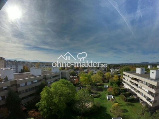 Luxuriöse 3,5 Zimmer Eigentumswohnung in zentraler Lage in Tamm