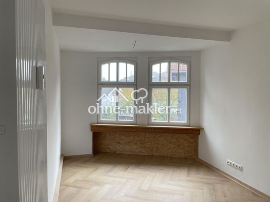 Stilvolle neu sanierte 5 Raumwohnung + Gäste WC und Balkon